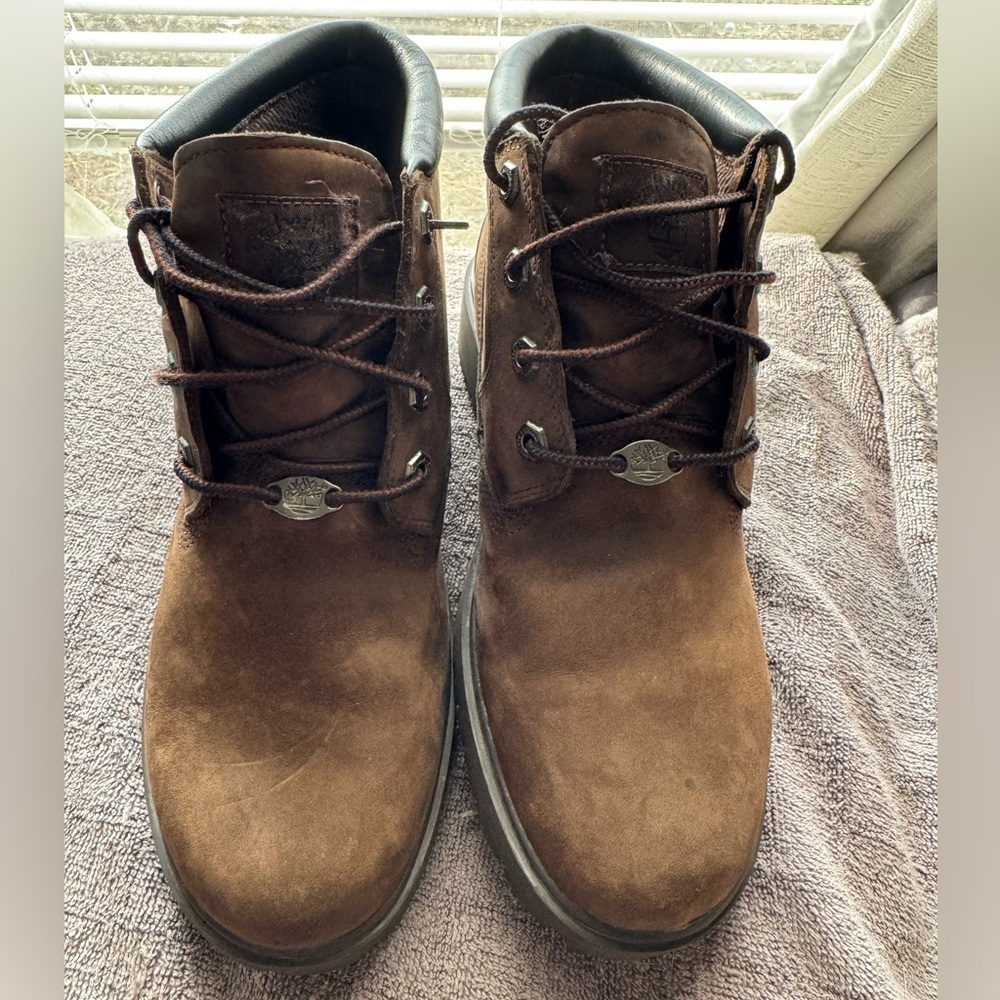 Timberland Woman’s Dark Brown Suede Boots Size 8 1/2